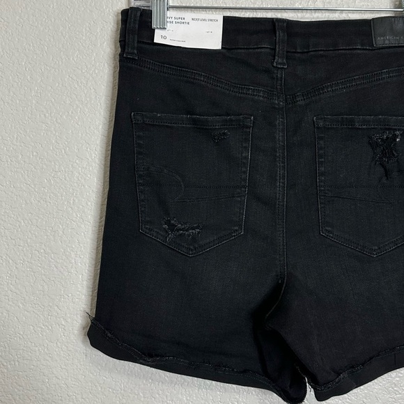 NWT American Eagle Black Curvy Super High-rise Distressed Shorts, Size 10 - Picture 8 of 14